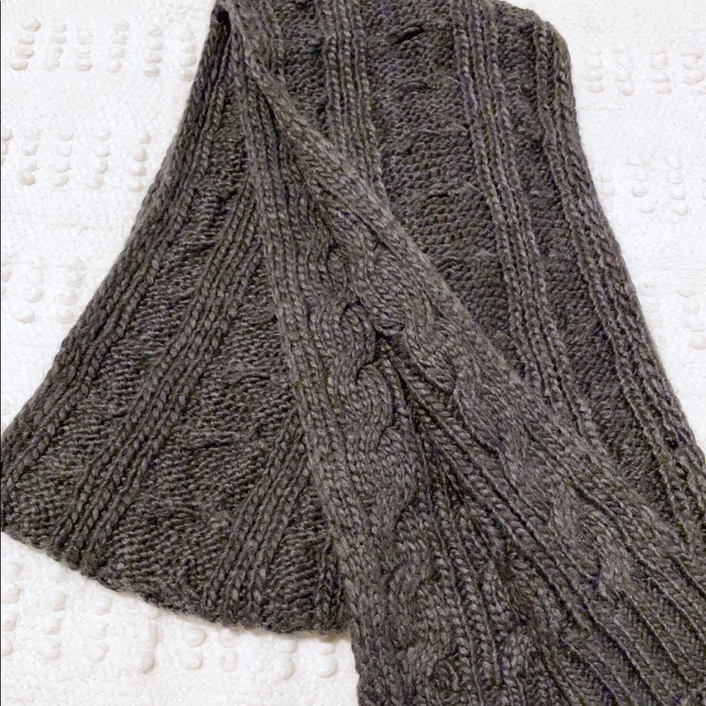 NWOT 🧶Michael Kors Scarf